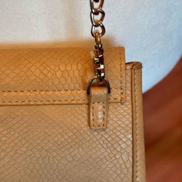 By Anthropologie Mini Crossbody W Removable Card Holder Purse Camel Gold Chain - Picture 4 of 16